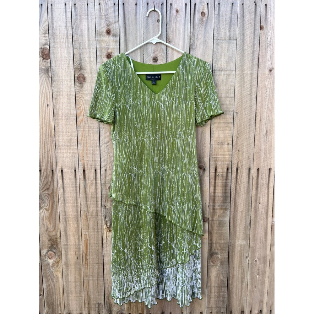 Vintage Y2K Connected Apparel Green Pleated Tiered Midi Dress Whimsigoth Boho 6